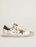Golden Goose Superstar Blanco / Estrella Negra Efecto Desgastado / Talón Negro / Agujetas Amarillas Neón / Diseño Graffi