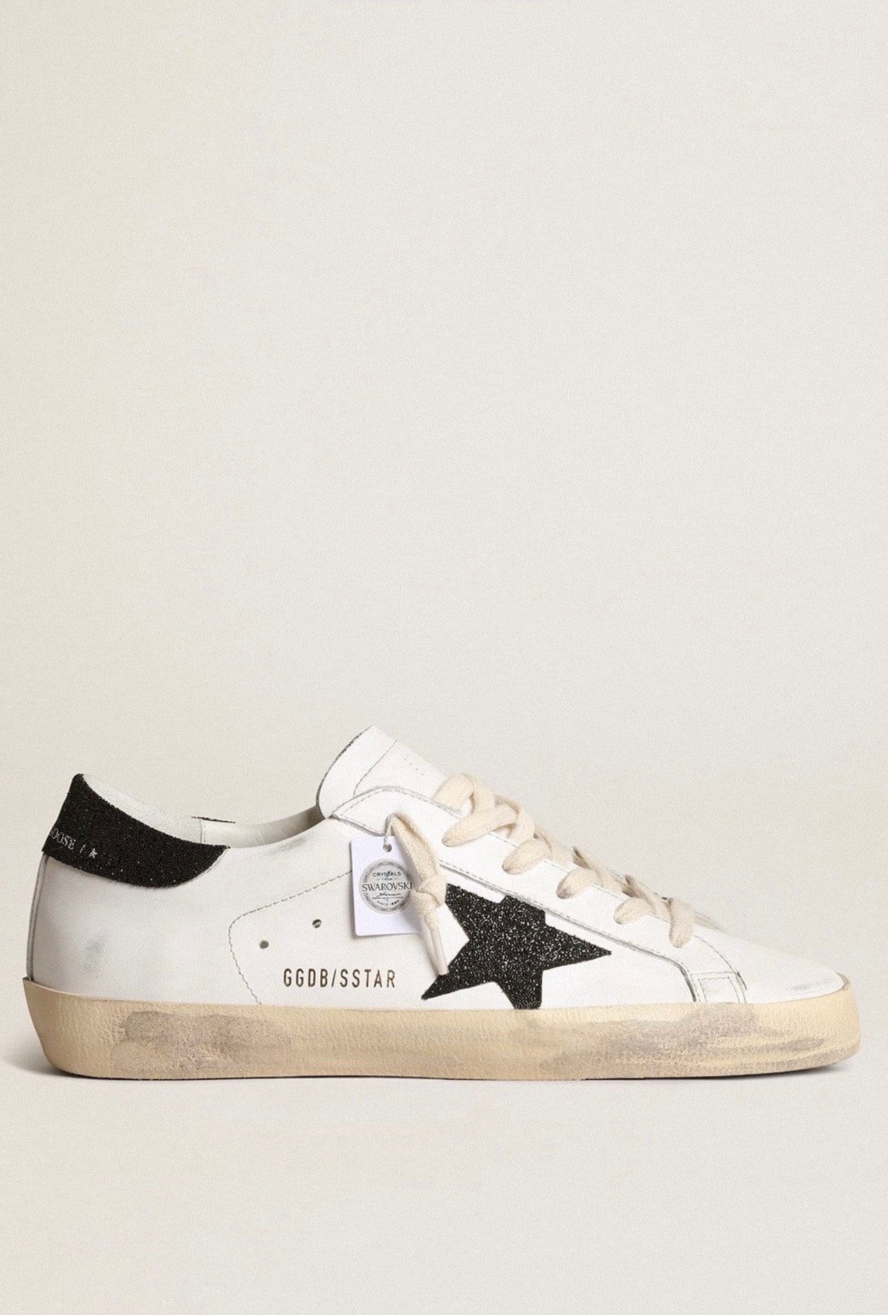 Golden Goose Superstar Piel Blanca / Estrella Negra con Cristales Swarovski / Talón Negro con Glitter / Agujetas Blanca
