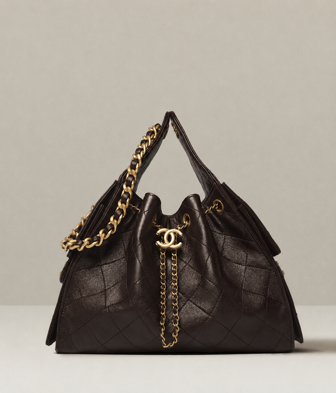Chanel 25 Bag Piel granulada 30 cm