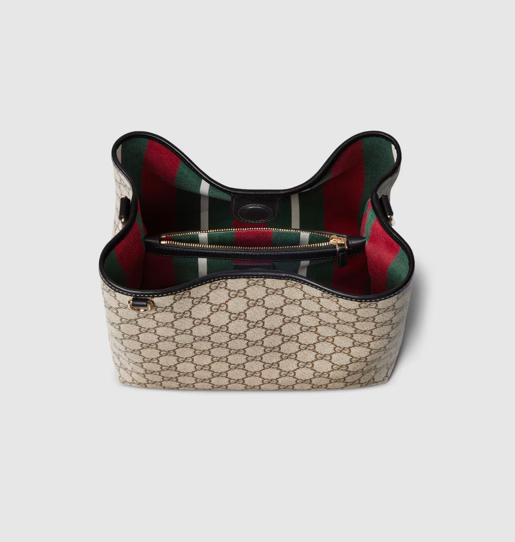 Gucci Emblem bucket bag Café