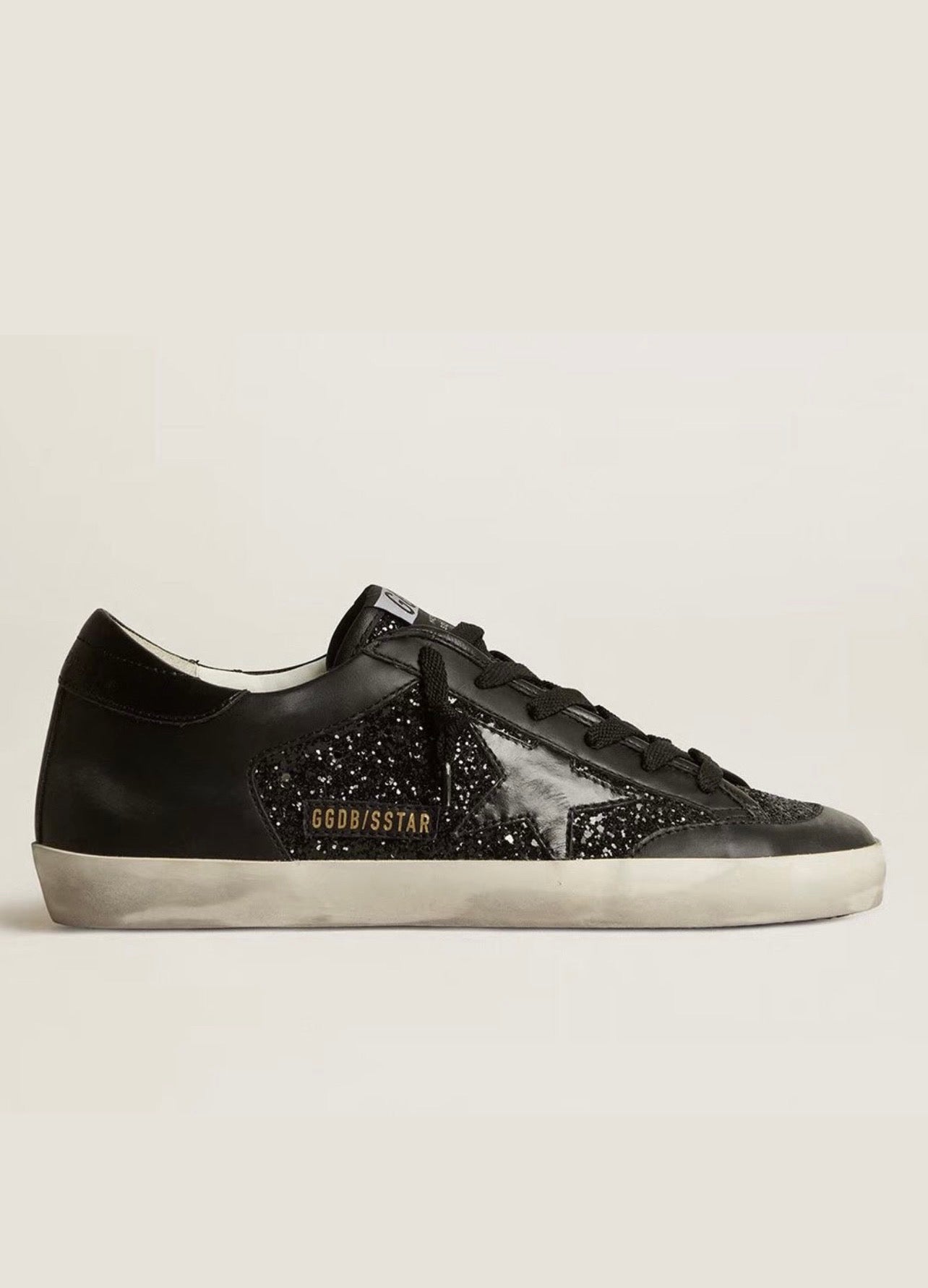 Golden Goose Superstar Piel Negra / Estrella Charol Negro / Paneles Glitter Negros / Suela Vintage