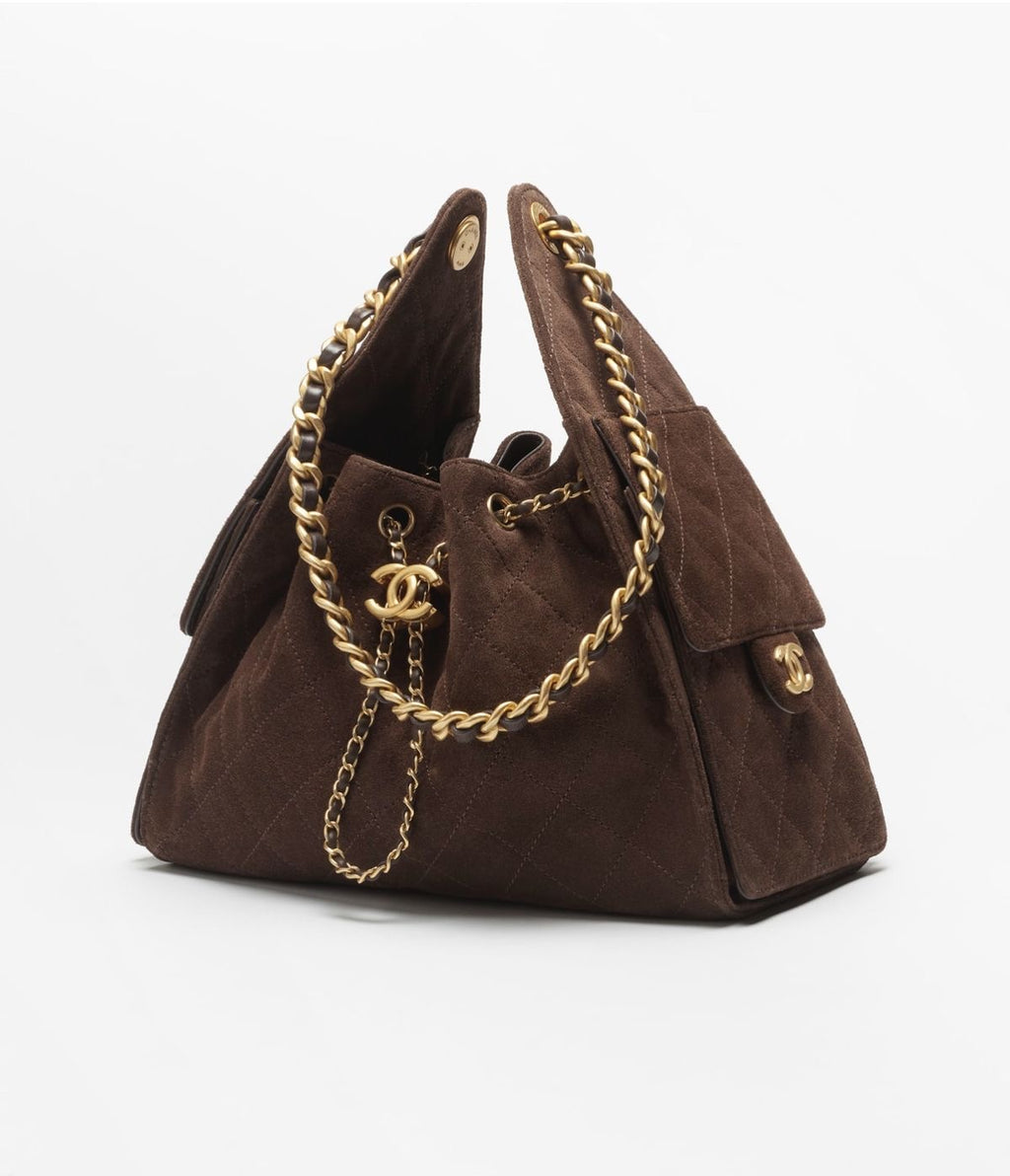 Chanel 25 Bag Gamuza 20 cm
